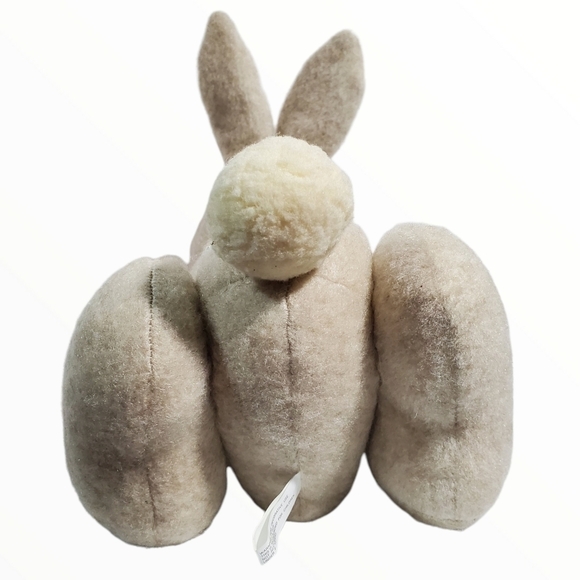 Mitchell Company TJ Collection Bunny rabbit laying down floral embroidery - Picture 4 of 13